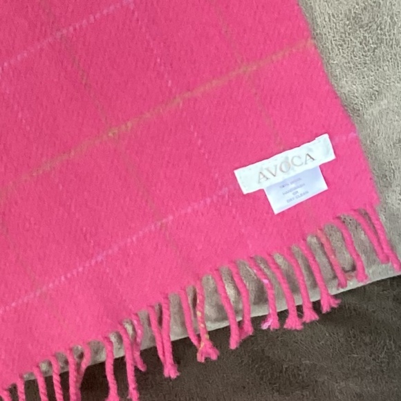Vintage Avoca Wool scarf pink new condition - Picture 3 of 6